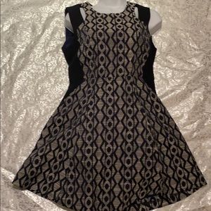 Gorgeous juniors dress black cream Slimming design